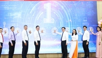 Hoa Cuong Ward announces the operation of the digital government system.