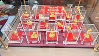 Gold prices today (June 26): Falling sharply in line with global prices.