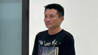 En beruset mand kørte sin bil ind i gederestauranten Huynh Đệ og udfordrede derefter politiet.