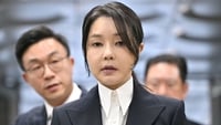 韓国の元ファーストレディが、高額な贈り物を受け取った罪で禁錮刑を言い渡された。