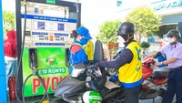 Prețurile combustibililor astăzi, 27 iunie: prețul petrolului WTI scade cu aproape 4%, la aproximativ 69 de dolari pe baril.