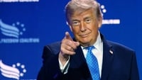 ТЕРМІНОВІ НОВИНИ: США розпочали несподіваний напад на Іран після інциденту зі стріляниною з корабля в Ормузі.