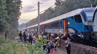Mais de 600 passageiros estão retidos em um trem na Alemanha.