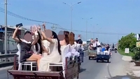 Procesiune de nuntă cu vehicule cu trei roți: 4 șoferi amendați, 3 vehicule confiscate.