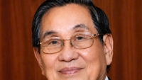 Professor, læge og læge Nguyen Dinh Hoi, den første direktør for University Medical Center i Ho Chi Minh City, er gået bort.