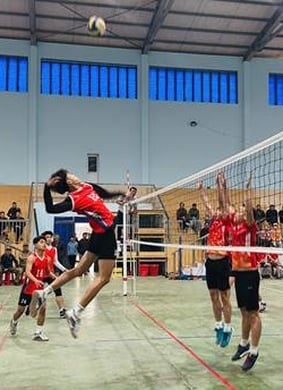 Giải bóng chuyền truyền thống tranh Cúp Bông lúa vàng (16-19/5)