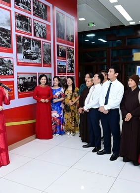 Triển lãm ảnh, tư liệu “80 năm vang mãi bản hùng ca Độc lập”
