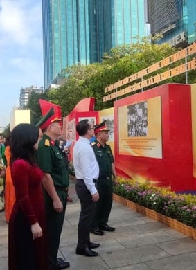 Triển lãm 'Từ kỷ nguyên độc lập, thống nhất đất nước đến kỷ nguyên vươn mình của dân tộc'