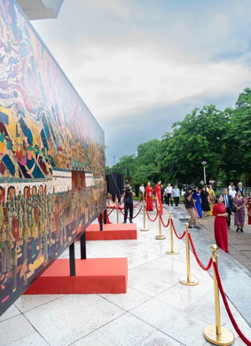 Kéo dài thời gian triển lãm "Mùa xuân độc lập"