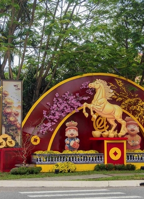 Tổ chức Chợ quê Tết” bên bờ biển Đà Nẵng