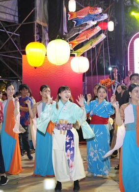 El 22º evento de intercambio cultural entre Hoi An y Japón