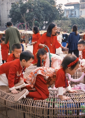 Trải nghiệm văn hóa truyền thống tại Văn Miếu - Quốc Tử Giám