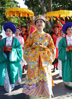 The "Huong Giang River Weaving the Beauty of the Imperial City" Gala Night
