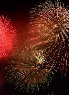 16 fireworks displays to commemorate the 50th anniversary of Ho Chi Minh City.