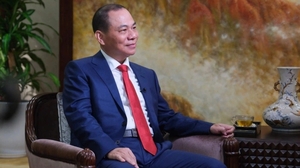 Nhóm cổ phiếu liên quan tỷ phú Phạm Nhật Vượng ngược dòng
