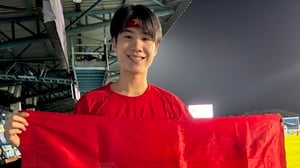 'Hot boy' hai dòng máu giỏi cả tiếng Việt và Thái: Hết mình vì đội tuyển nữ Việt Nam