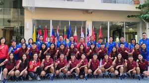 Trưởng đoàn Nguyễn Hồng Minh: ‘Đội tuyển nữ Việt Nam hãy quên những điều chưa như ý, quyết thắng Myanmar’