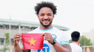 Nguyen Xuan Son oznamuje vietnamským fanouškům dobrou zprávu.