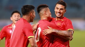 Tuyển Việt Nam được dự đoán thắng 1-0 Malaysia, gọi tên Hoàng Hên