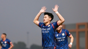 با وجود به ثمر رساندن یک گل، CAHN FC مقابل PVF-CAND قعر جدولی به تساوی رسید: رقابت برای قهرمانی و سقوط هر دو شدید است.