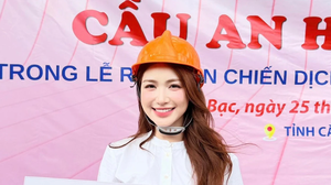 Hoa Minzy festeggia il suo compleanno con un regalo significativo per gli abitanti di Ca Mau.