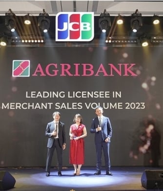 Agribank was honored with a prestigious award from the JCB card organization.