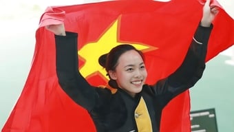 De onvergetelijke schoonheid van de fotoshoot met 'hot girl' Phi Thanh Thao tijdens de SEA Games 33