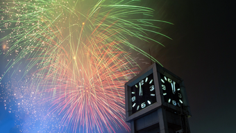 2026年の新年を迎える花火