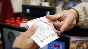 Cuộc sống chật vật của người đàn ông trúng số 35 tỷ đồng nhưng chờ 5 năm vẫn chưa được nhận