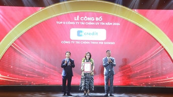 Mcredit ghi danh Top 5 công ty uy tín nhất ngành tài chính năm 2024