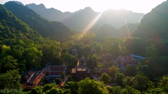 Thu về Hương Tích nắng xôn xao
