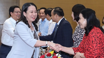Quyền Chủ tịch nước Võ Thị Ánh Xuân dự Hội nghị tổng kết giao ước thi đua năm 2023 Cụm thi đua các tỉnh Tây Nguyên và Duyên hải miền Trung