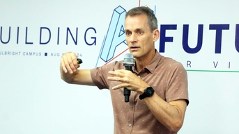 Google tài trợ 1,5 triệu USD cho Đại học Fulbright phát triển giáo dục AI