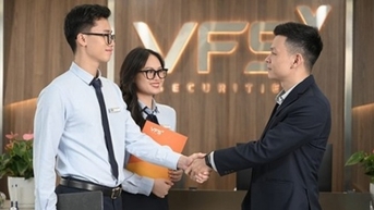 CEO Chứng khoán Nhất Việt muốn thoái 6,34% vốn