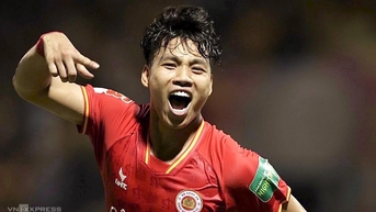 Văn Thanh giúp CAHN đè bẹp Thanh Hóa