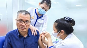 Tiêm vắc xin vì ám ảnh đau do zona thần kinh