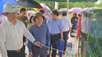 Kiến nghị đẩy nhanh tiến độ giải phóng mặt bằng cho cao tốc Đồng Đăng