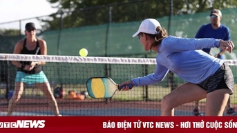 តម្លៃ Pickleball សម្រាប់អ្នកចាប់ផ្តើមដំបូង: តើវាមានតម្លៃប៉ុន្មានដើម្បីទិញរ៉ាកែតនិងជួលតុលាការ?