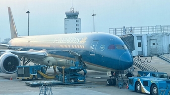 퍼시픽항공 운항 중단에도 모회사 주가는 상승세