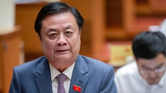 Hỏi dân sao chặt điều trồng sầu riêng, Bộ trưởng nhận câu trả lời đắng lòng