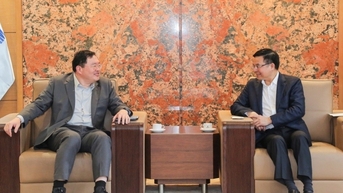 PetroVietnam và Tập đoàn SCG (Thái Lan) đẩy mạnh hợp tác hơn nữa và tìm kiếm cơ hội thúc đẩy các dự án năng lượng, chuyển đổi xanh