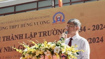 Hình ảnh ấn tượng ở những ngôi trường ghi dấu đặc biệt tại TP HCM