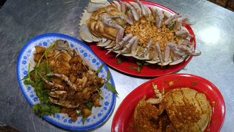 Đặc sản ‘xe tăng lội nước’ có vẻ ngoài kỳ dị, khách Hà Nội khen ngon hơn tôm hùm