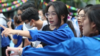 Từ năm nay, không dùng tác phẩm trong sách giáo khoa làm đề kiểm tra văn