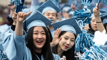 Ấn Độ lần đầu tiên vượt Trung Quốc về số lượng du học sinh tại Mỹ