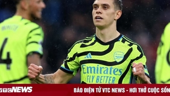 Arsenal đè bẹp Burnley, bám đuổi Liverpool