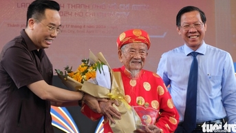 Nhà nghiên cứu 104 tuổi Nguyễn Đình Tư là đại sứ văn hóa đọc trọn đời