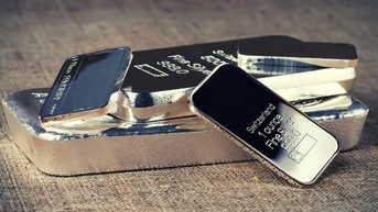 Bạc thế giới tiếp tục suy yếu