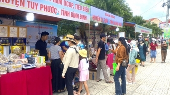 ការនាំយកកសិផល និងម្ហូបអាហាររបស់ស្រុកភ្នំក្រវាញ ជូនអ្នកប្រើប្រាស់