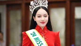 Hoa hậu Thanh Thủy: "Tôi không đặt nặng yêu đại gia, miễn hợp gu bố mẹ"